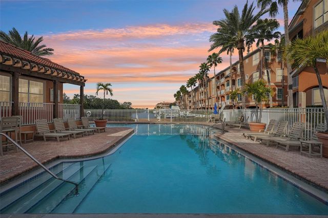 5000 CULBREATH KEY WAY 8-212, Tampa, FL 33611