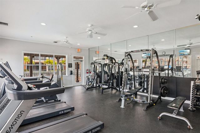 5000 CULBREATH KEY WAY 8-212, Tampa, FL 33611