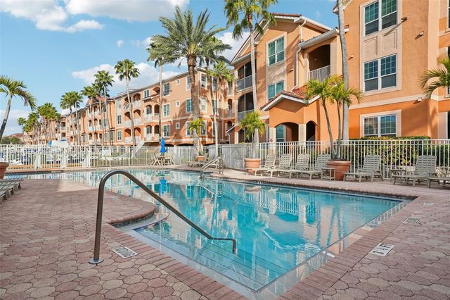 5000 CULBREATH KEY WAY 8-212, Tampa, FL 33611