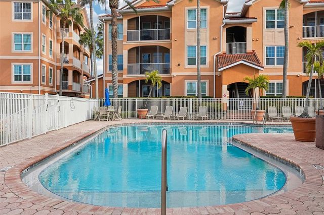 5000 CULBREATH KEY WAY 8-212, Tampa, FL 33611