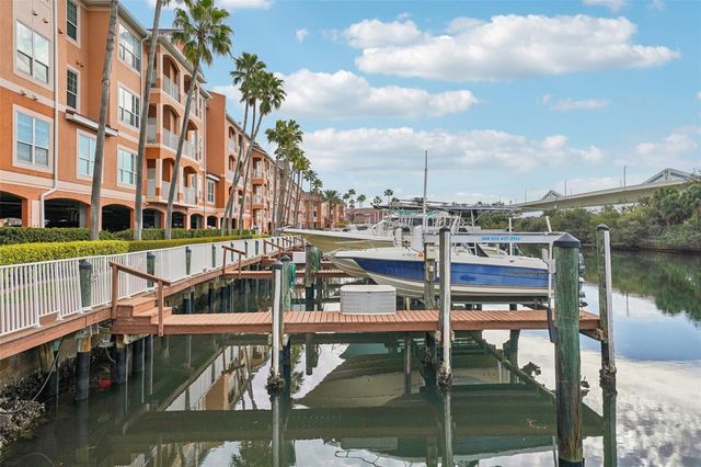 5000 CULBREATH KEY WAY 8-212, Tampa, FL 33611