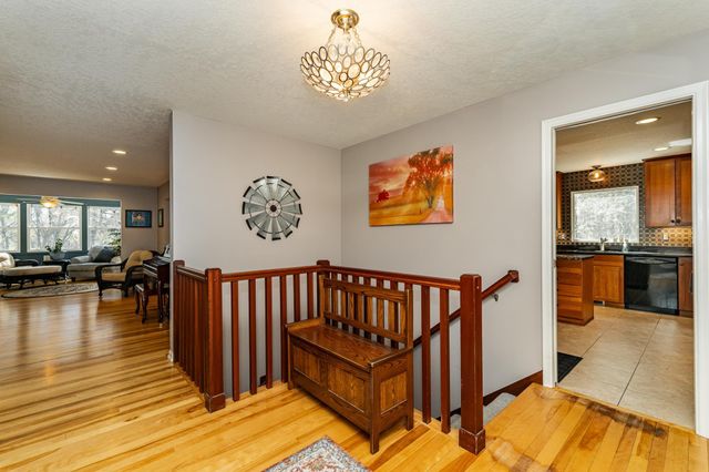 1406 Weatherhill Court SW, Rochester, MN 55902