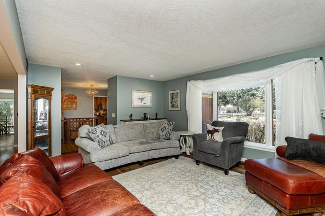 1406 Weatherhill Court SW, Rochester, MN 55902