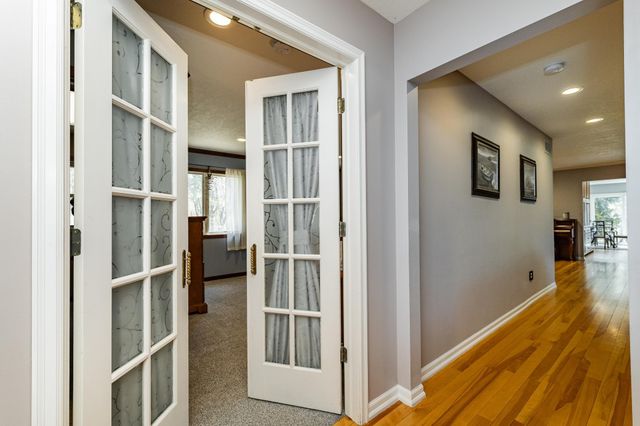 1406 Weatherhill Court SW, Rochester, MN 55902
