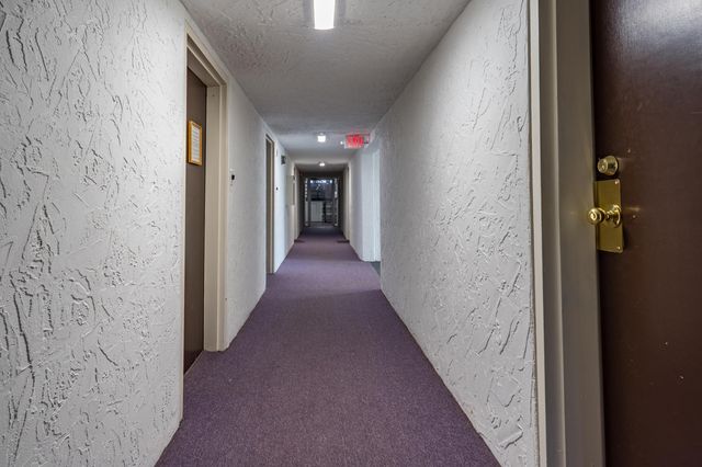 5 Silvestri Cir Unit 4, Derry, NH 03038