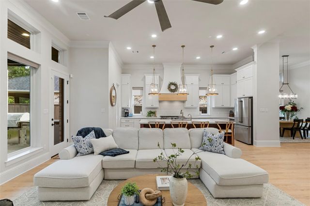 2960 Boxelder Drive, Bryan, TX 77807