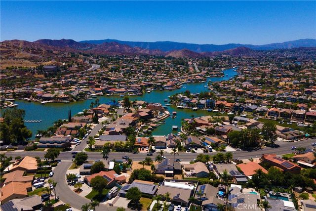 24218 Canyon Lake N, Canyon Lake, CA 92587