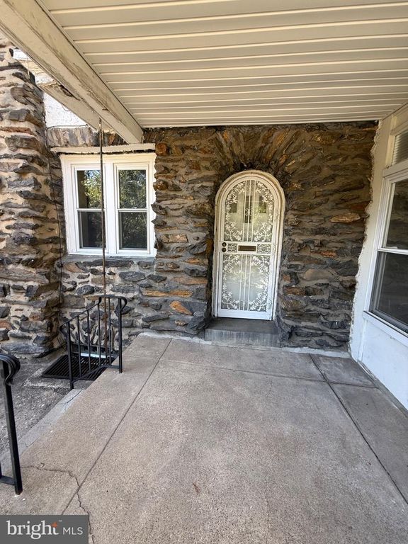 371 E CLIVEDEN ST, PHILADELPHIA, PA 19119 — photo 3