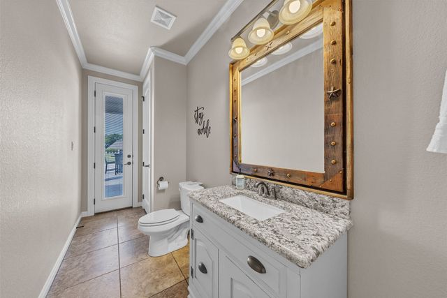 209 Martin Drive, Granbury, TX 76049