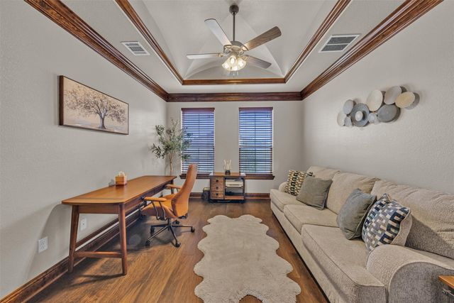 209 Martin Drive, Granbury, TX 76049