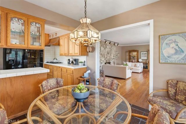 3342 Dunsmere, Glendale, CA 91206