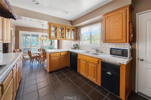 3342 Dunsmere, Glendale, CA 91206