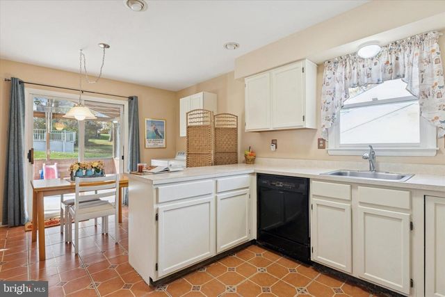 227 BRIDGE RD, Upper Chichester, PA 19061