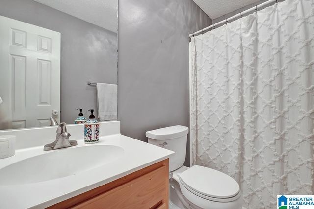 5700 MOSS TRACE, Hoover, AL 35244