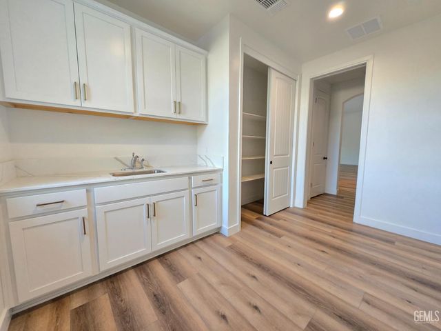 12003 Marquise Drive, Bakersfield, CA 93306