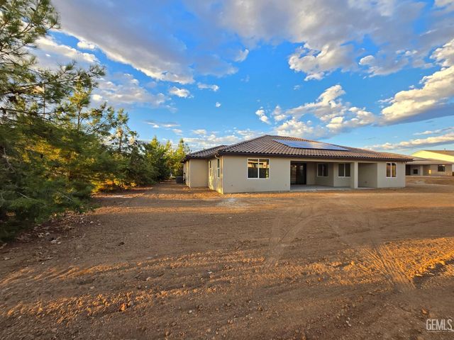 12003 Marquise Drive, Bakersfield, CA 93306