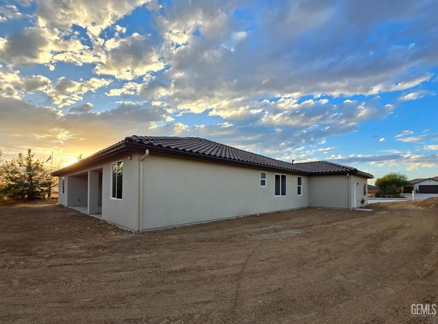 12003 Marquise Drive, Bakersfield, CA 93306