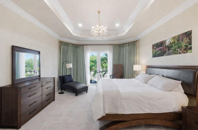 2221 NE 48th Court, Lighthouse Point, FL 33064