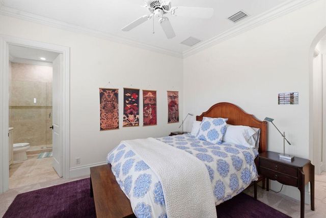 2221 NE 48th Court, Lighthouse Point, FL 33064