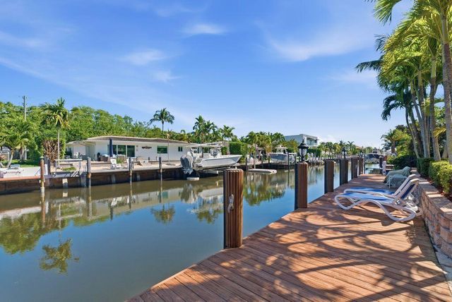 2221 NE 48th Court, Lighthouse Point, FL 33064