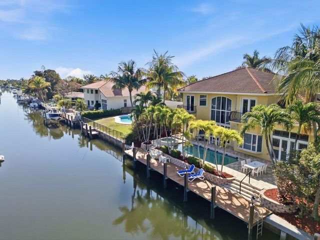 2221 NE 48th Court, Lighthouse Point, FL 33064