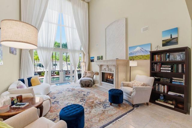 2221 NE 48th Court, Lighthouse Point, FL 33064