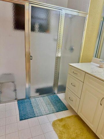 7024 Golf Pointe Circle, Tamarac, FL 33321