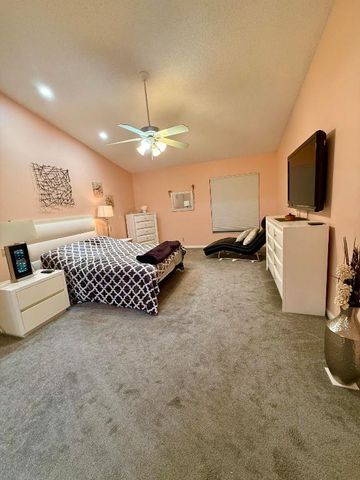 7024 Golf Pointe Circle, Tamarac, FL 33321