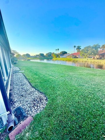 7024 Golf Pointe Circle, Tamarac, FL 33321