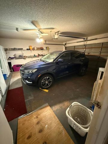 7024 Golf Pointe Circle, Tamarac, FL 33321