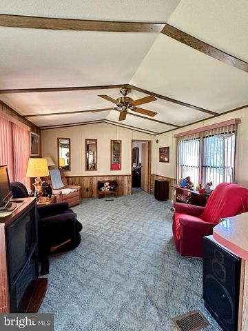 440 DAISY DR, New Providence, PA 17560