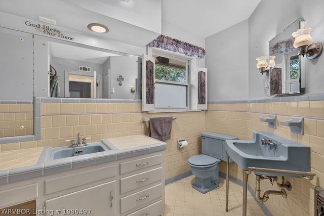 1135 N 57th Place, Fort Smith, AR 72904