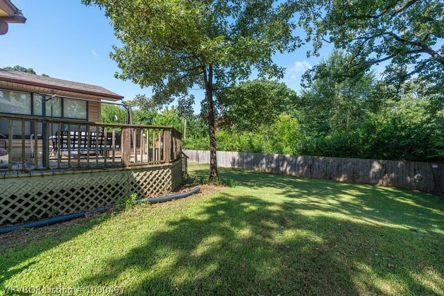 1135 N 57th Place, Fort Smith, AR 72904