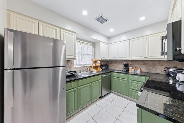 1230 BLOCK ISLAND Road 1, Wellington, FL 33414