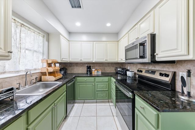 1230 BLOCK ISLAND Road 1, Wellington, FL 33414