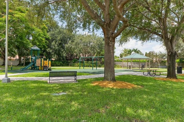 1230 BLOCK ISLAND Road 1, Wellington, FL 33414
