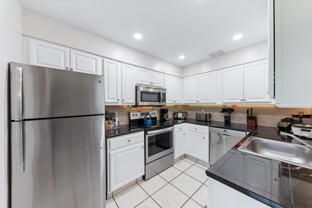 1230 BLOCK ISLAND Road 1, Wellington, FL 33414