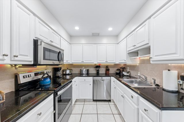 1230 BLOCK ISLAND Road 1, Wellington, FL 33414