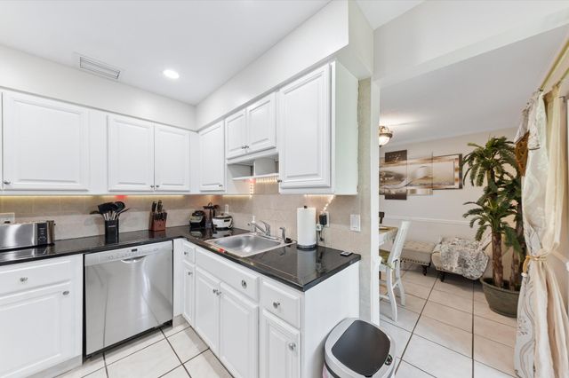 1230 BLOCK ISLAND Road 1, Wellington, FL 33414