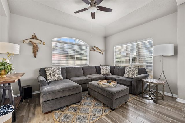 15842 Grenadine Dr, Corpus Christi, TX 78418