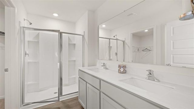 185 LAURITSEN Way, Newnan, GA 30265