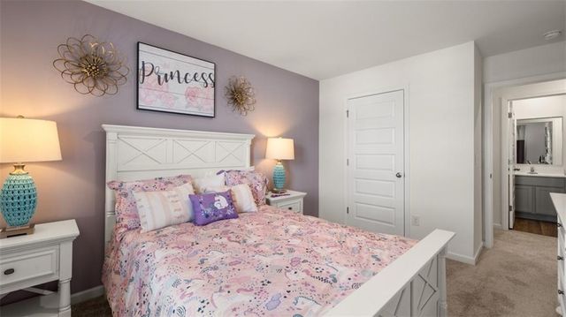 185 LAURITSEN Way, Newnan, GA 30265