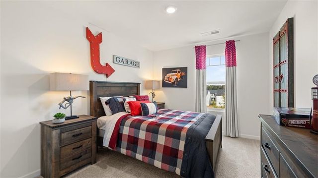 185 LAURITSEN Way, Newnan, GA 30265