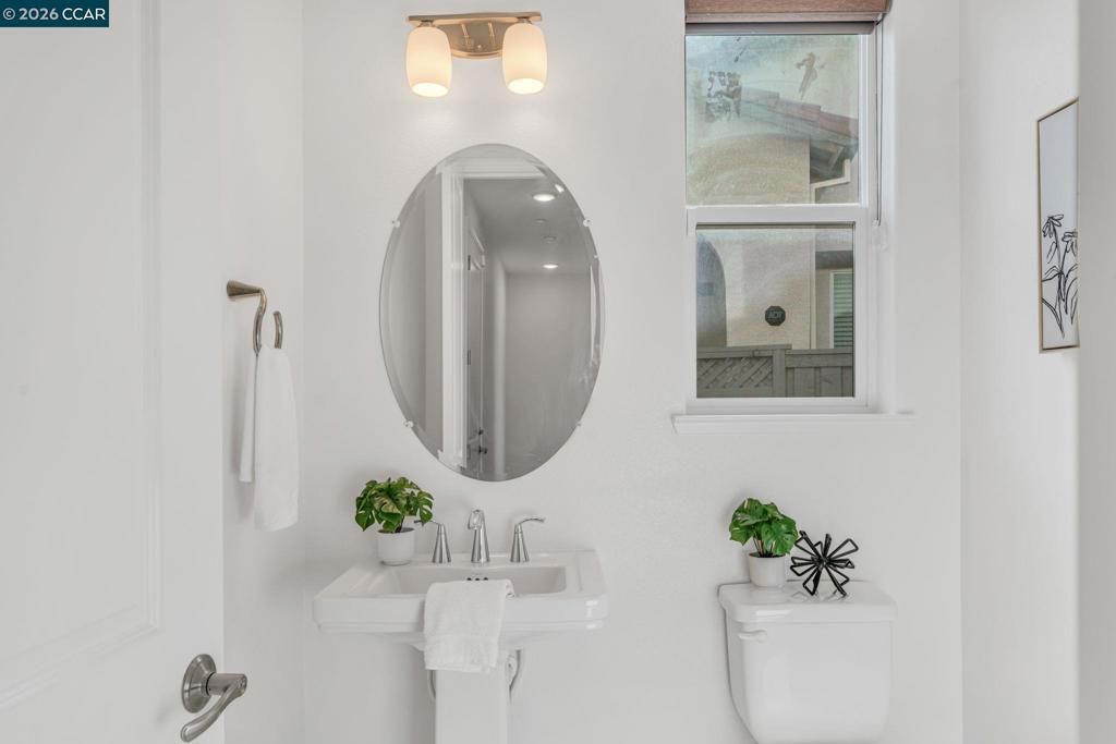 Image 22 of property listing at 1553 S Perkins Place, Mountain House, CA 95391