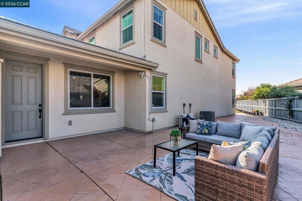 Image 44 of property listing at 1553 S Perkins Place, Mountain House, CA 95391