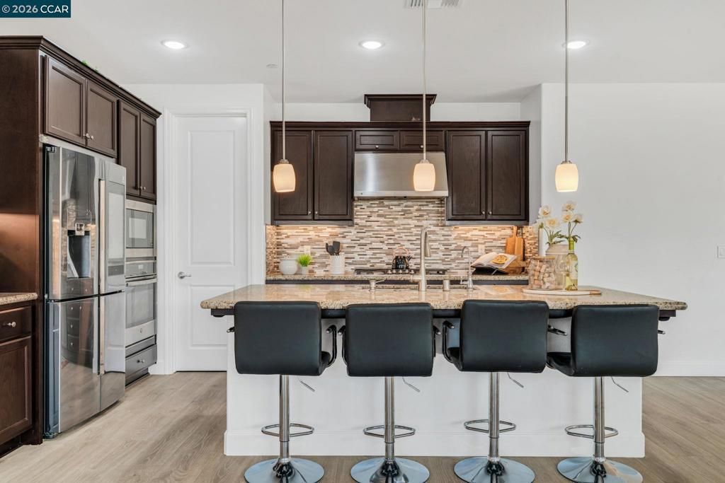 Image 7 of property listing at 1553 S Perkins Place, Mountain House, CA 95391