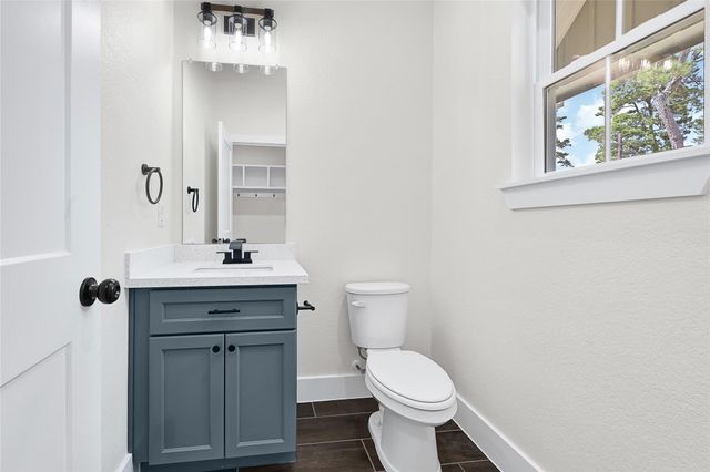 10154 County Road 302, Plantersville, TX 77363