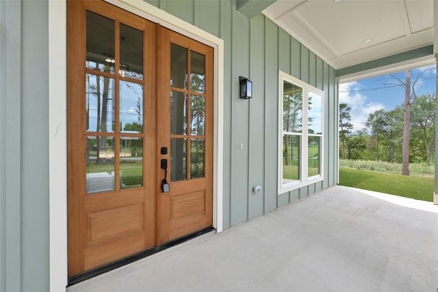 10154 County Road 302, Plantersville, TX 77363