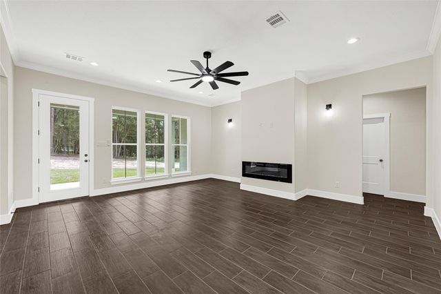 10154 County Road 302, Plantersville, TX 77363