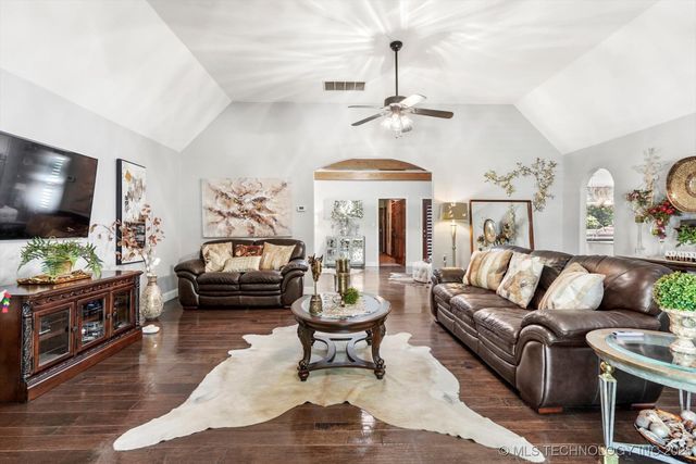 4335 E 87th Street, Tulsa, OK 74137